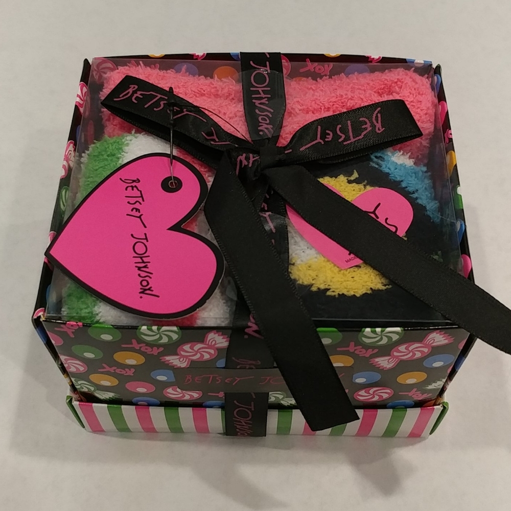 3pk Betsey Johnson Cozy Holiday Socks